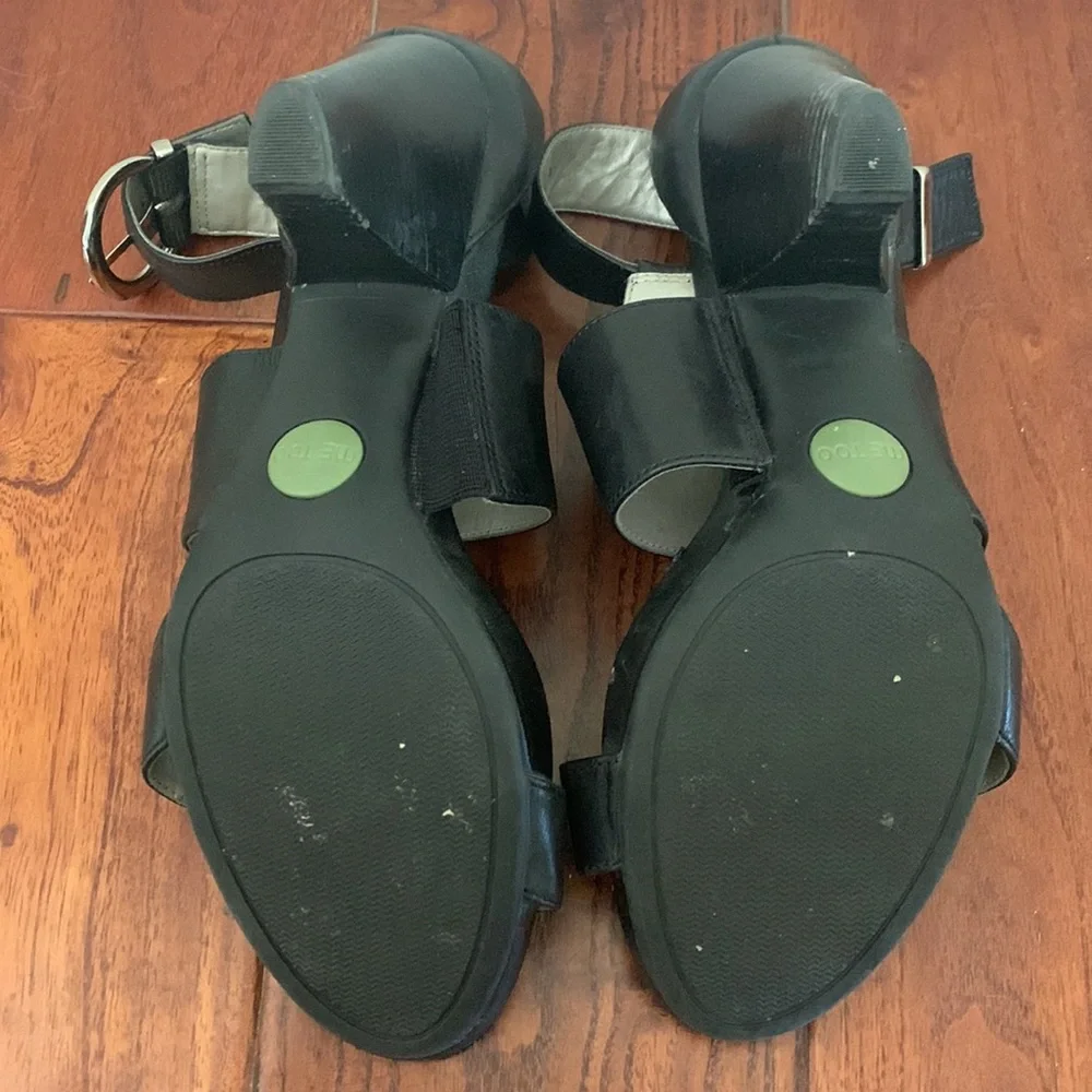 ME TOO Sandals Size 8 Dixie Black Leather Strappy Gladiator High Heel Open Toe